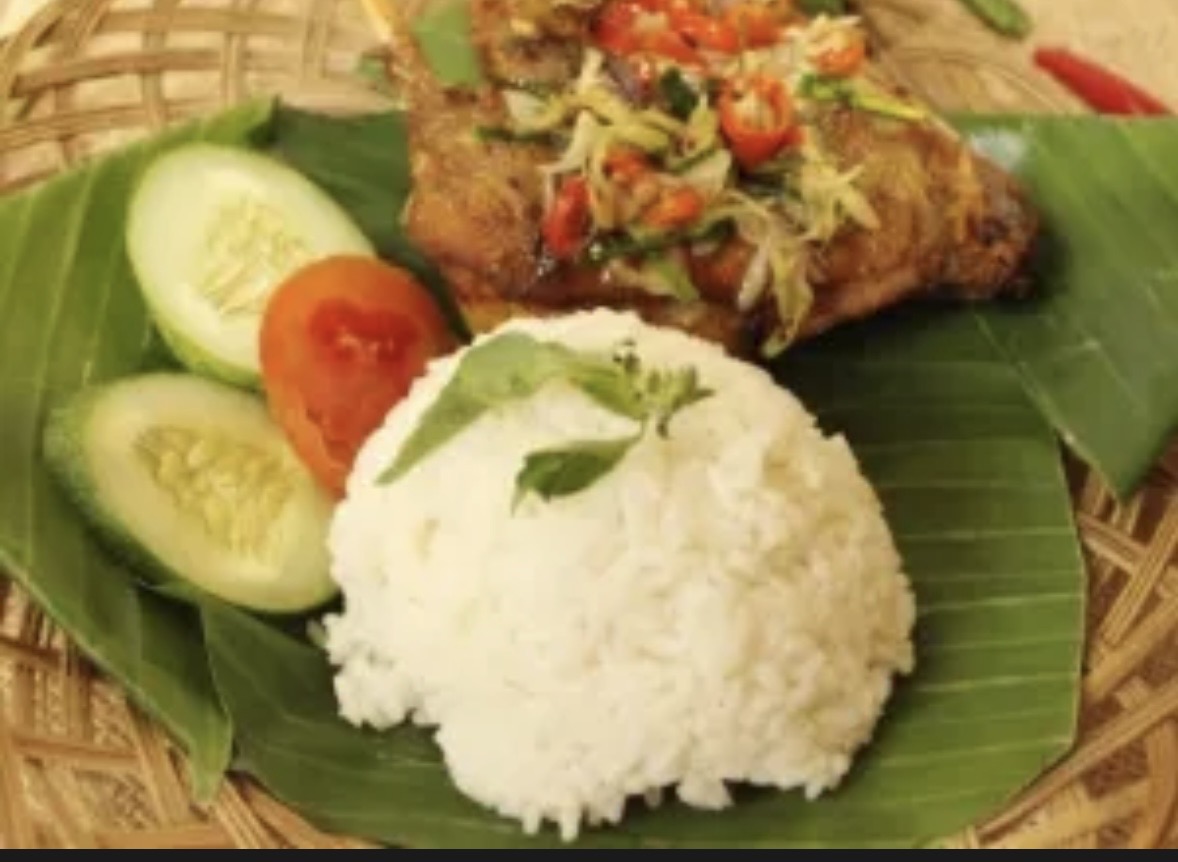 Paket Nasi bebek sambel matah +minum